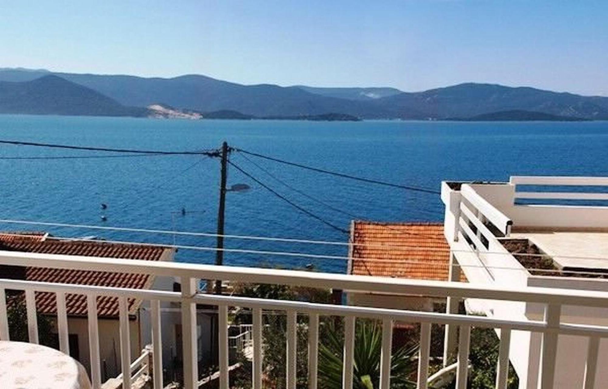 Apartments And Rooms Florijan Klek Exterior foto